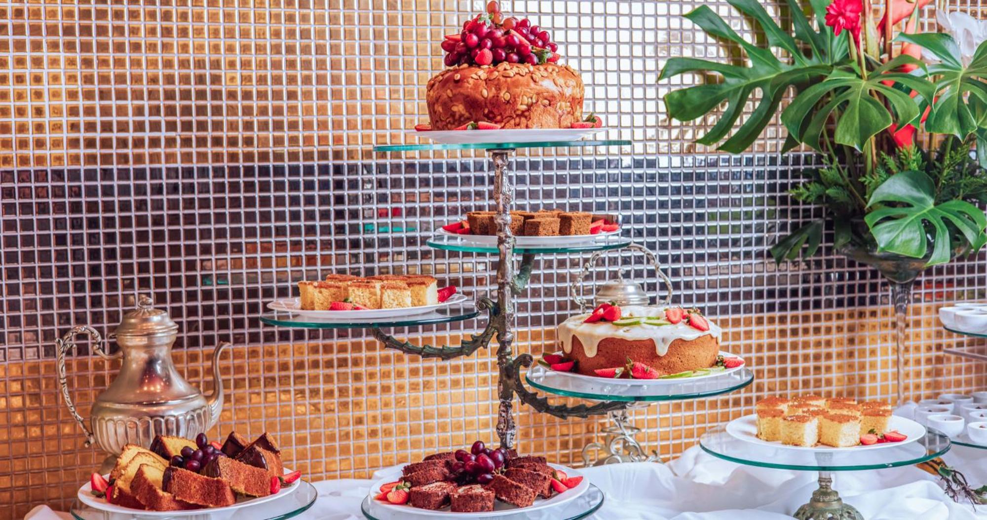 Dpny Beach Hotel & Spa Ilhabela Bagian luar foto A dessert stand