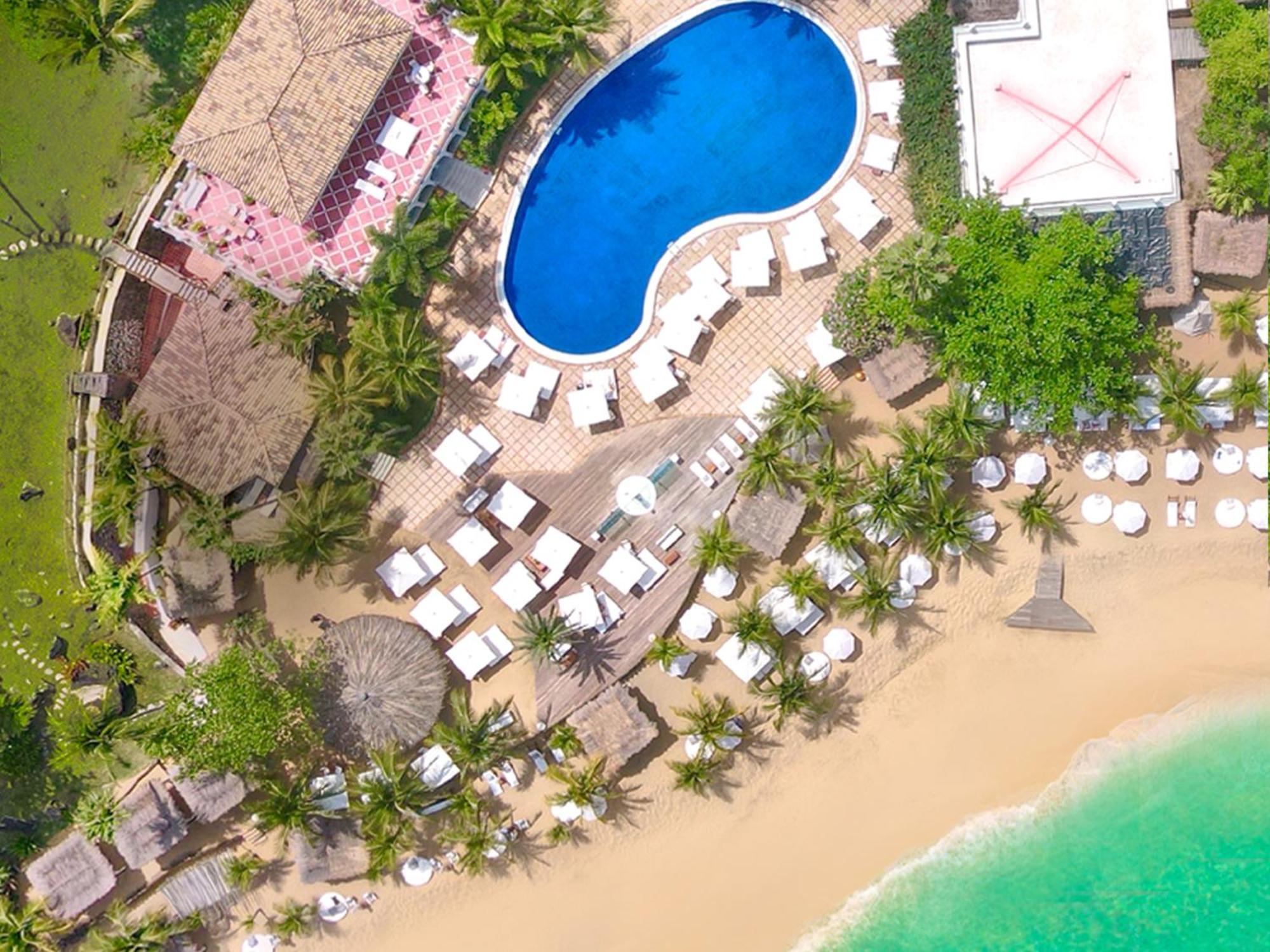 Dpny Beach Hotel & Spa Ilhabela Bagian luar foto Aerial view of the resort